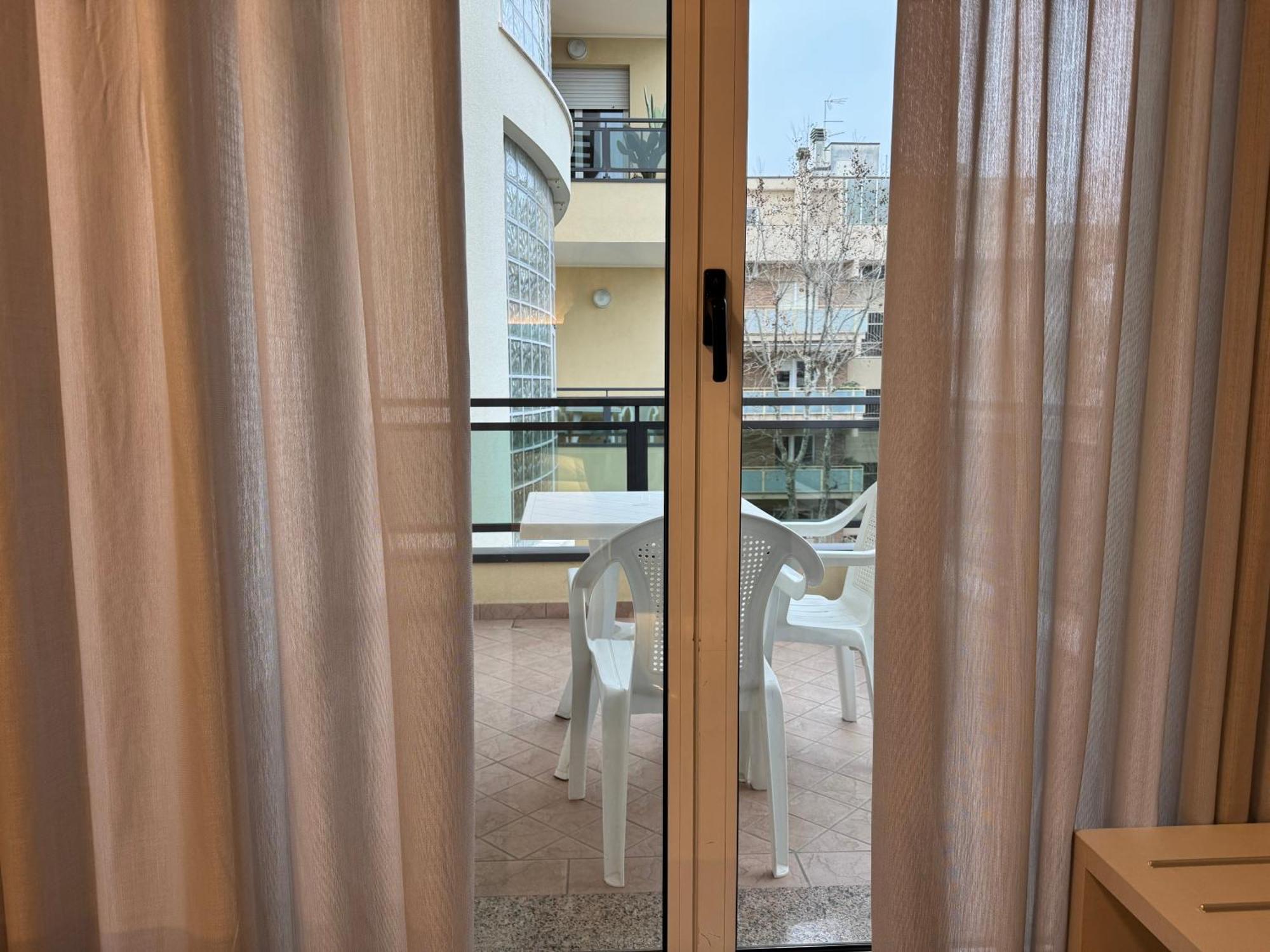 Residence Le Spiagge Римини Экстерьер фото