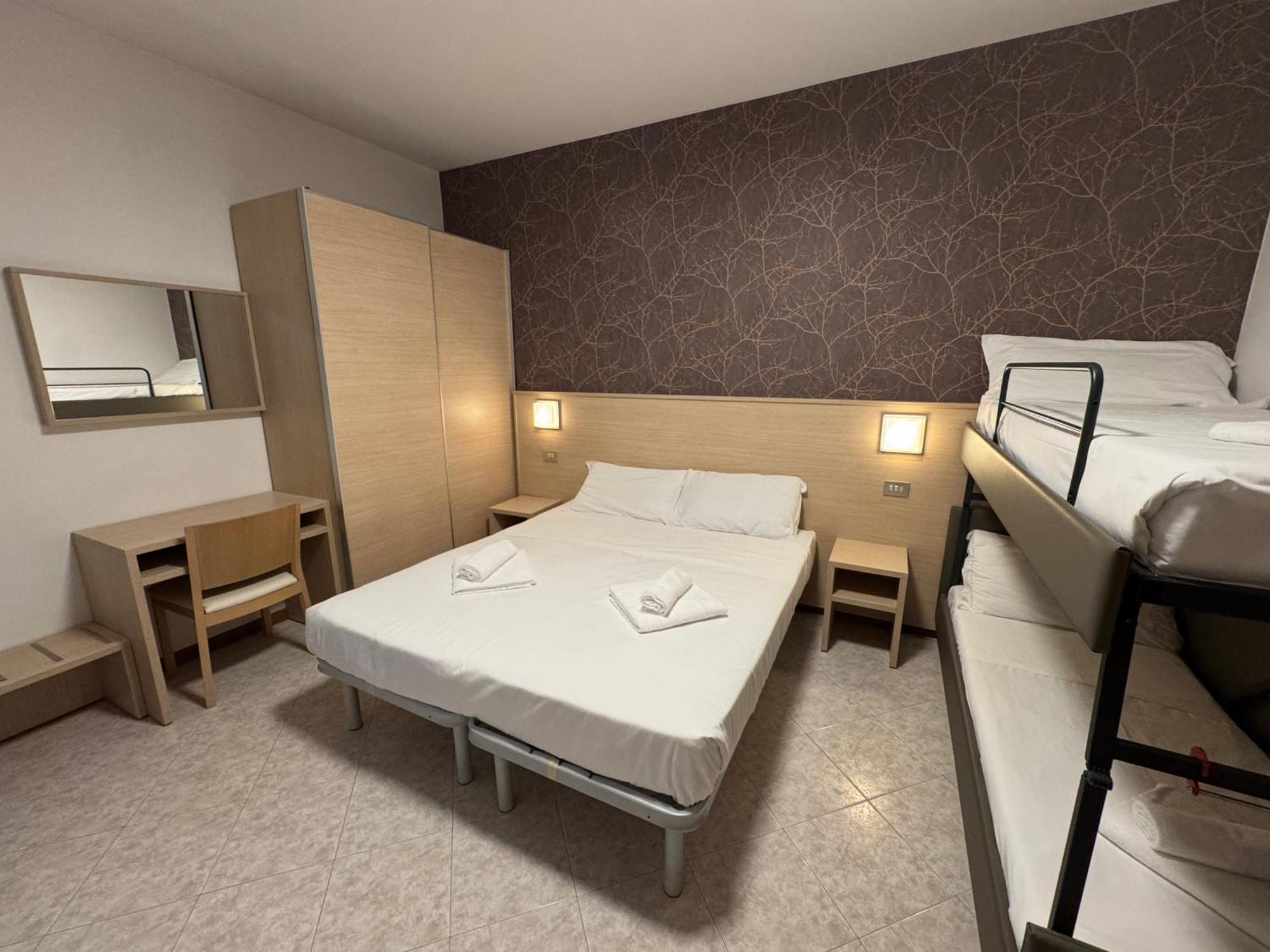 Residence Le Spiagge Римини Экстерьер фото