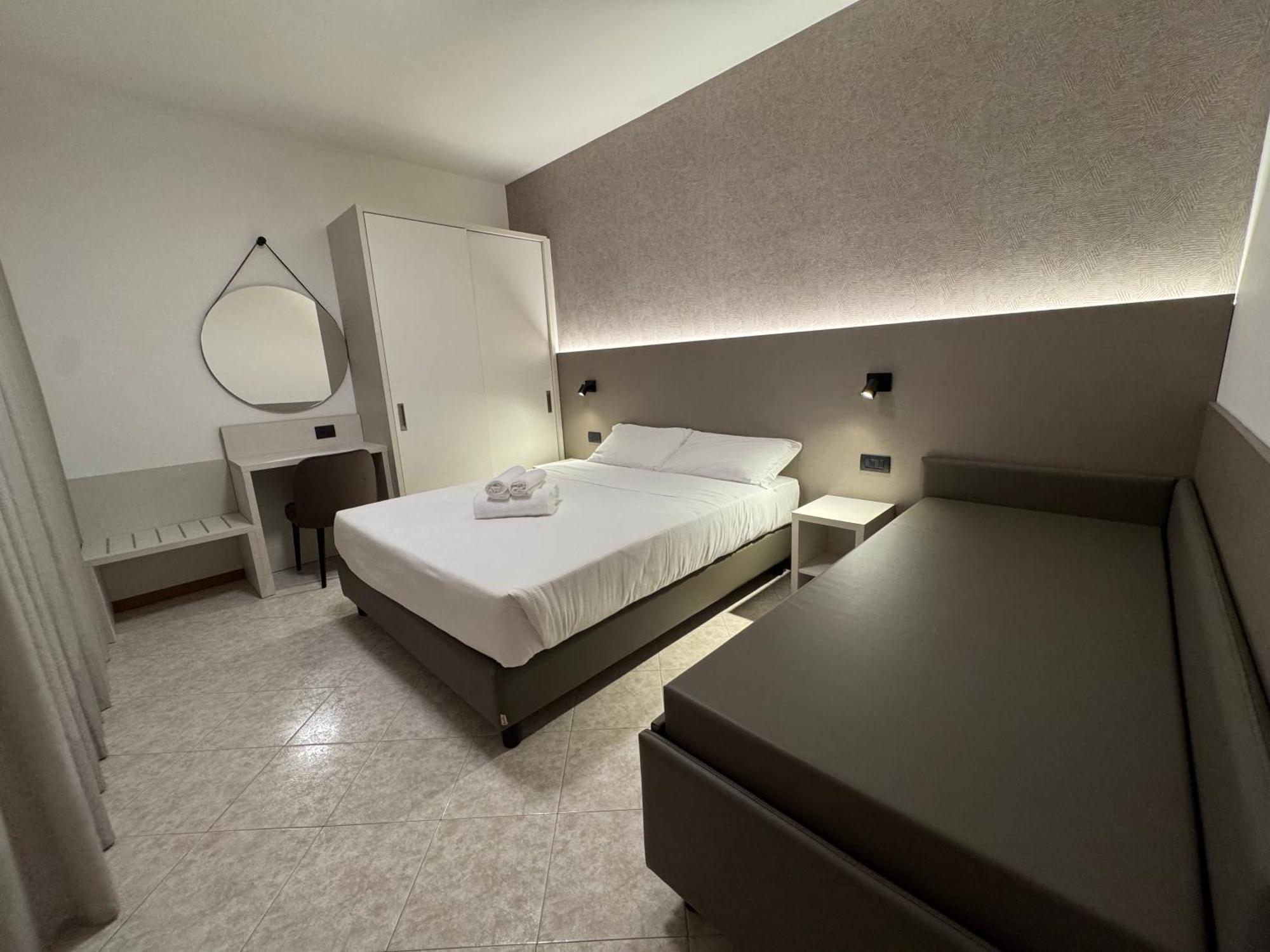 Residence Le Spiagge Римини Экстерьер фото