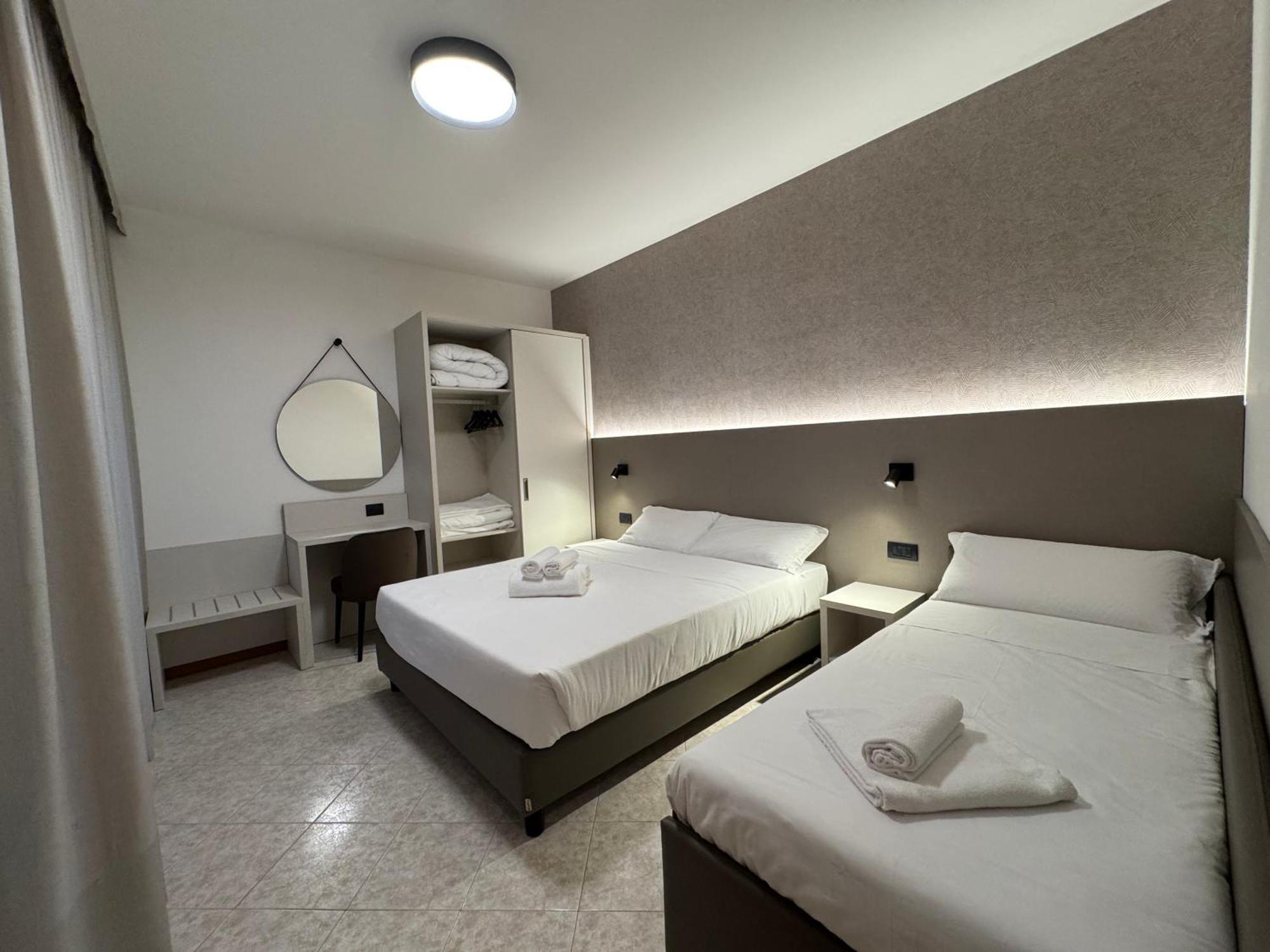 Residence Le Spiagge Римини Экстерьер фото