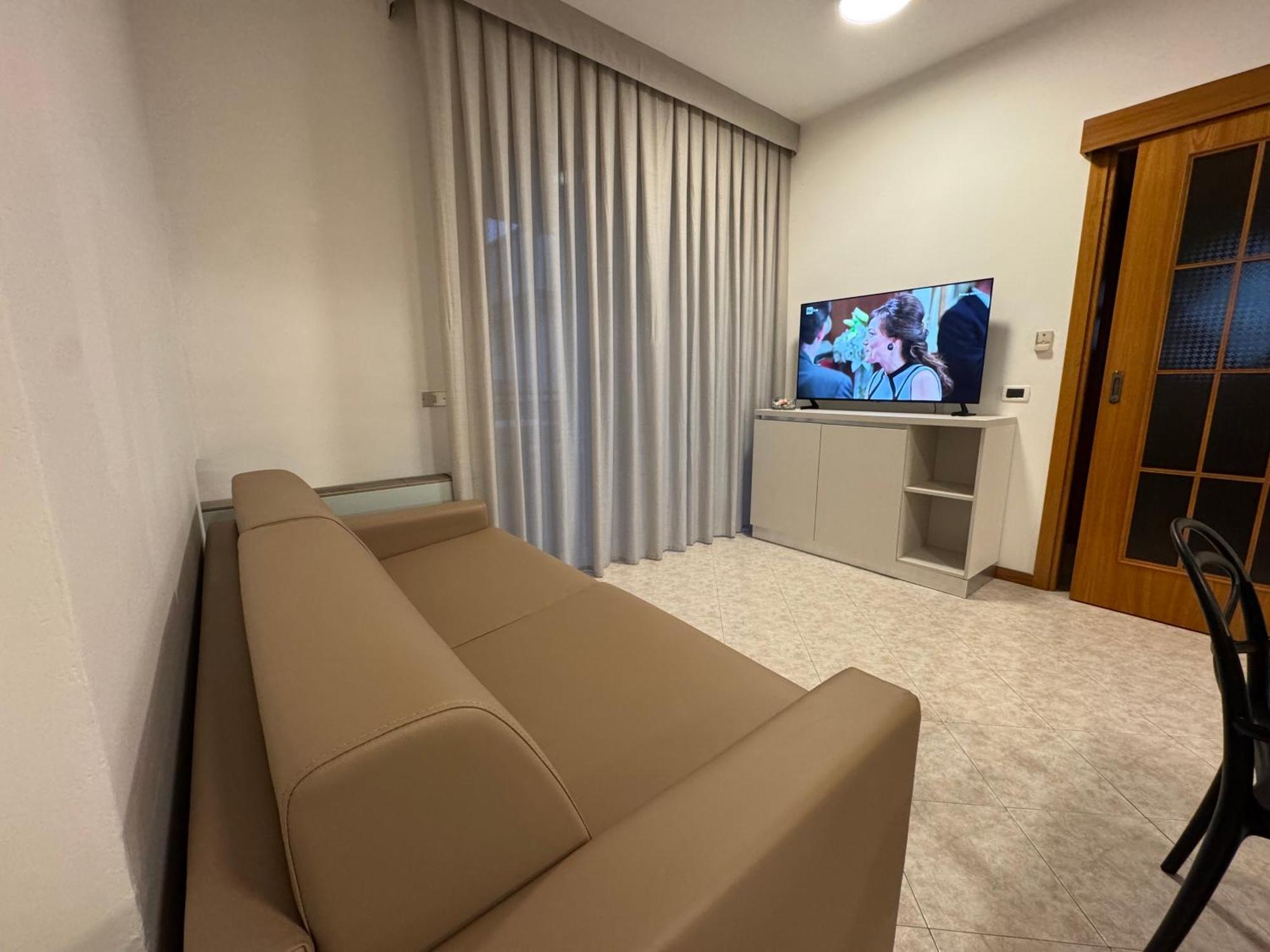 Residence Le Spiagge Римини Экстерьер фото