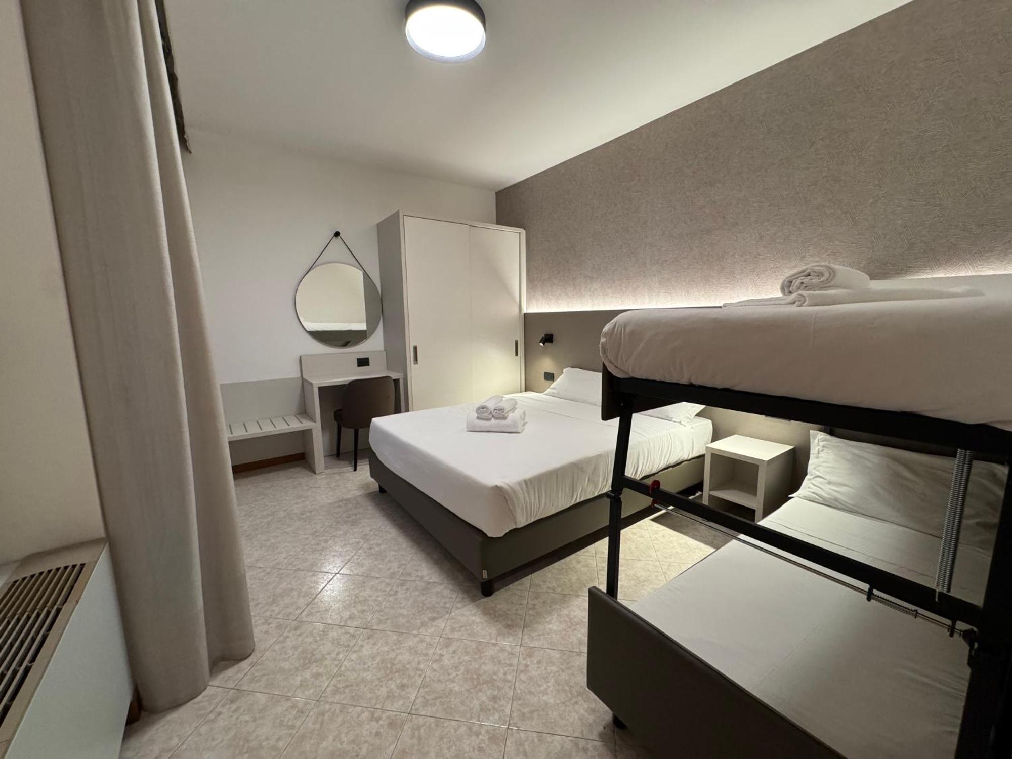 Residence Le Spiagge Римини Экстерьер фото