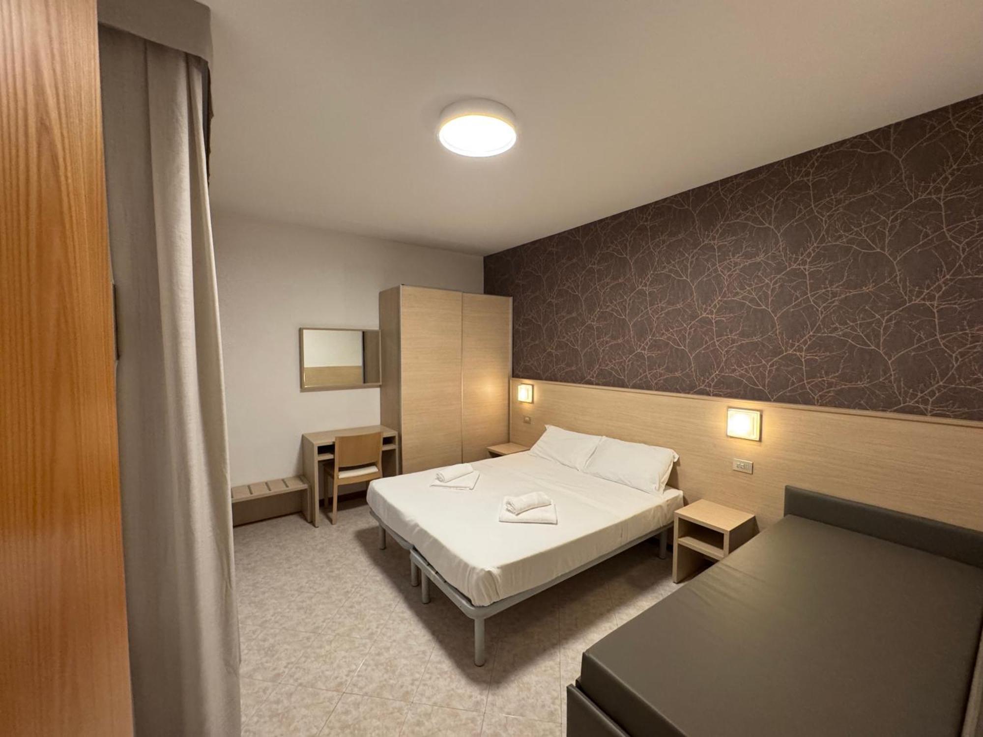 Residence Le Spiagge Римини Экстерьер фото