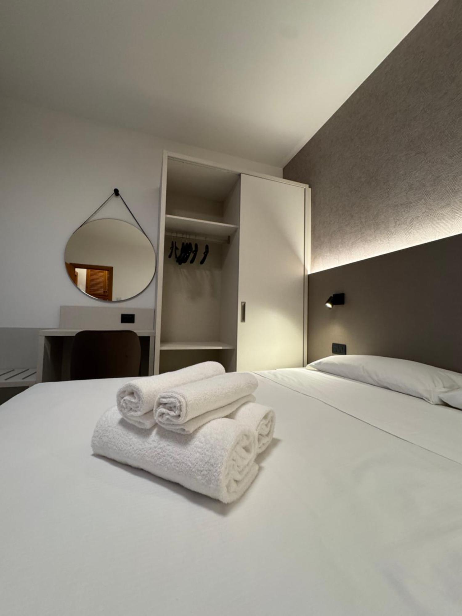 Residence Le Spiagge Римини Экстерьер фото